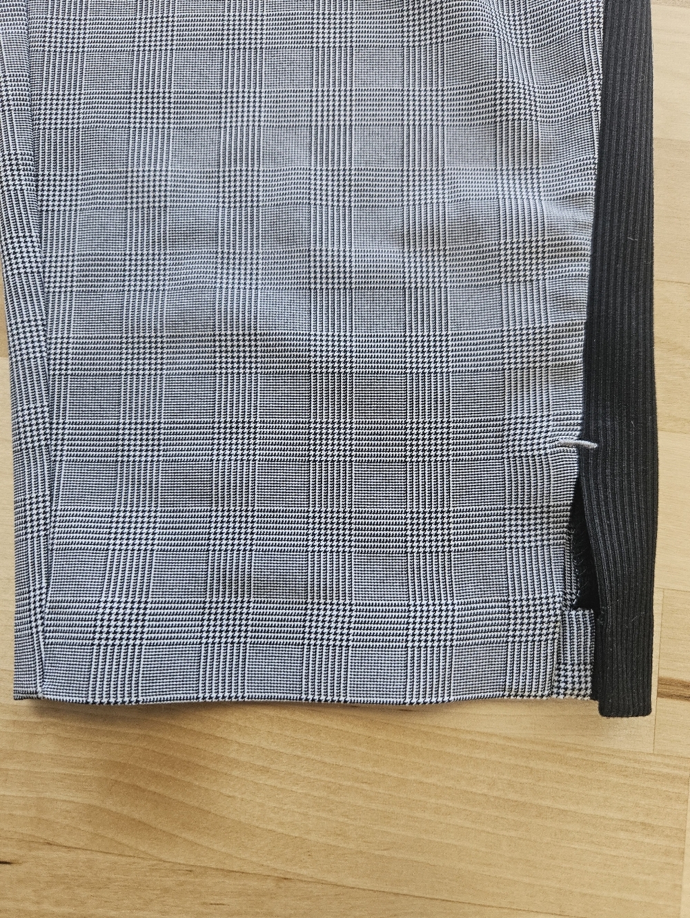 ATHLETA Brooklyn Glen Plaid Pull On Pant Sz 10T Gray Black Travel Athleisure - Picture 14 of 16